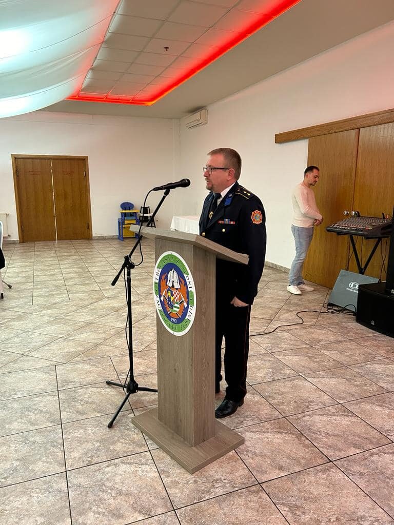 402473962_10228604507871568_4308288285397209571_n