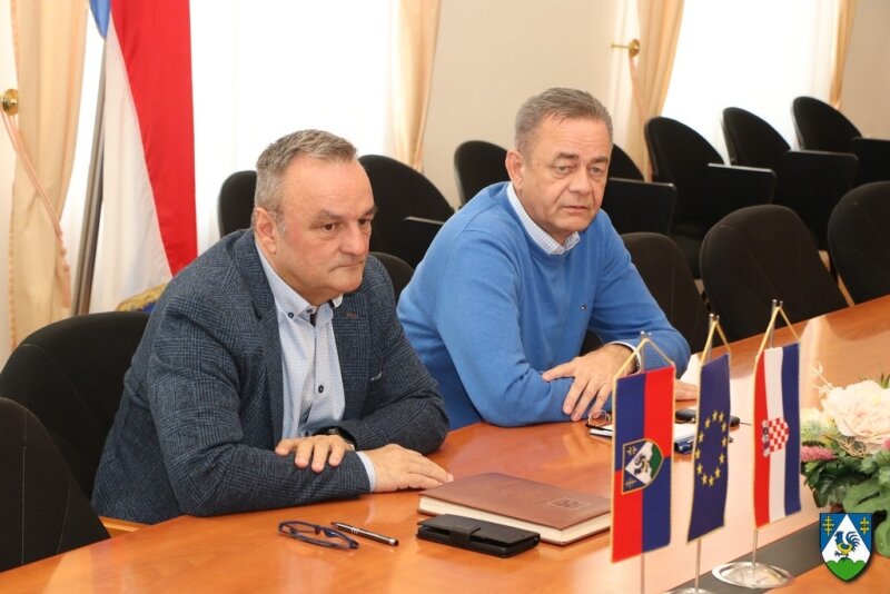 IMG_6715_800x800-equal