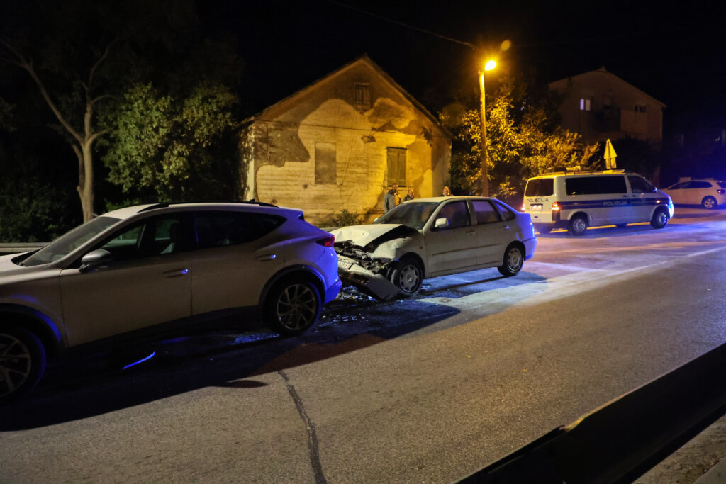 Solin: Prometna nesreća dva automobila