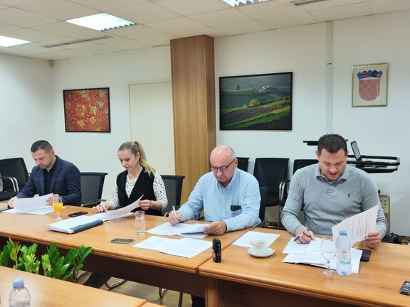 img_20231103_094146.jpg__648x432_q85_subsampling-2