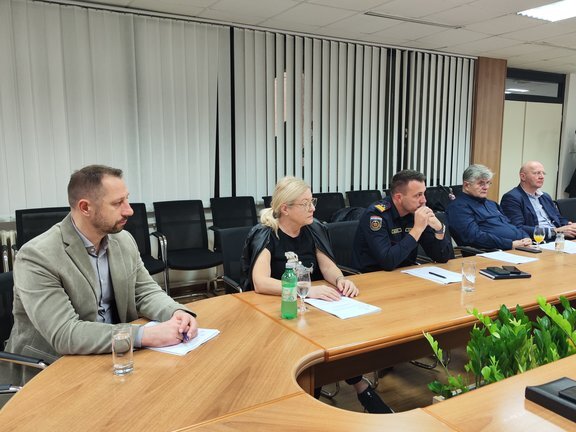 img_20231103_094306.jpg__648x432_q85_subsampling-2