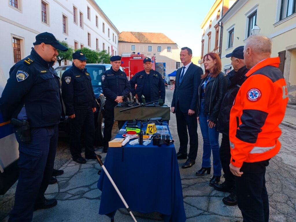 projekt_ravnateljstvo_civilne_zastite_katastrofe_simulator_potresa_2023 (8)