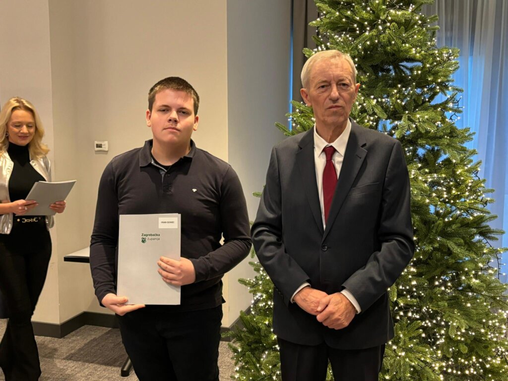 403397974_380052654548380_1444080195296002890_n