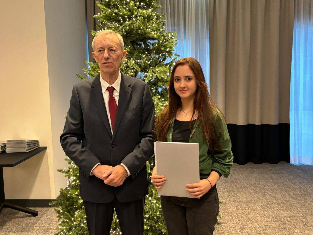 406048589_925334322282293_1465804851253465907_n