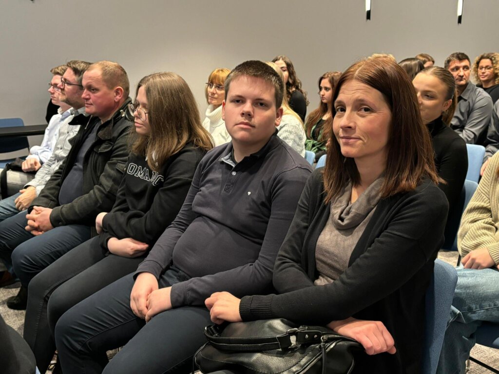 412415216_366422946072880_5925589050154176084_n