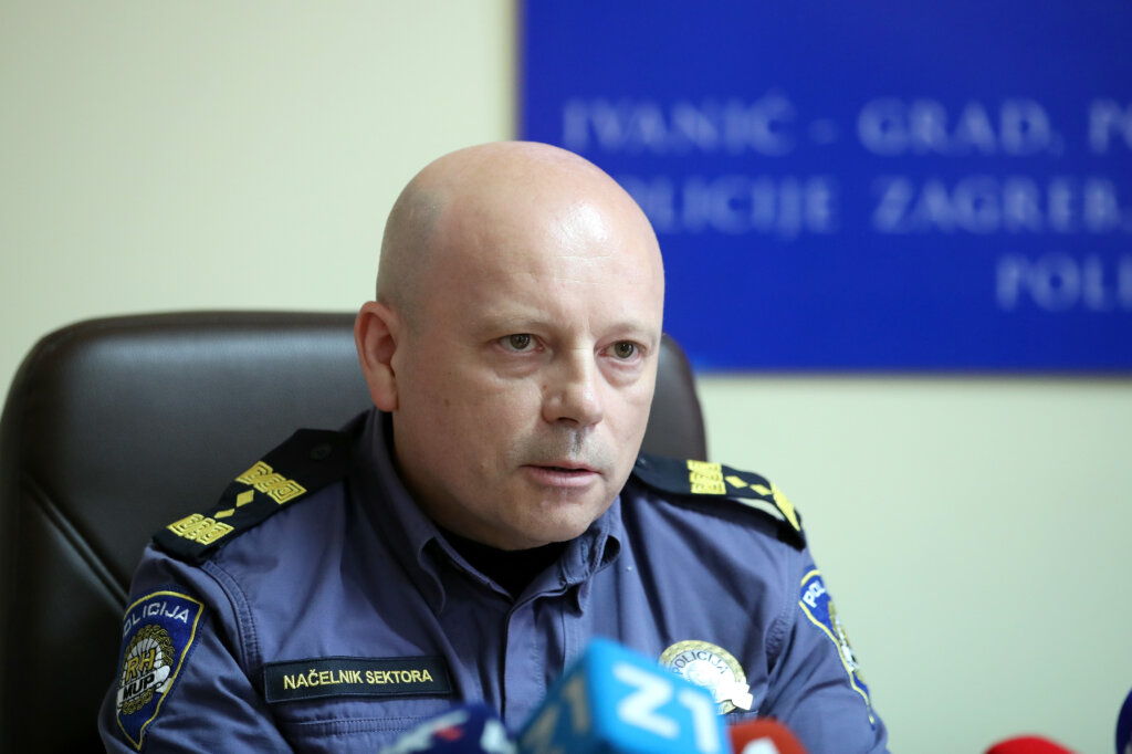 Načelnik Sektora za javni red Policijske uprave zagrebačke isključen iz službe