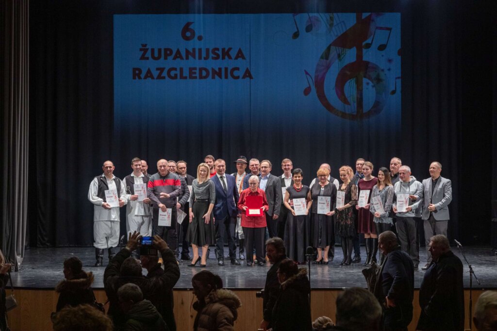 [FOTO] Najbolji KUD-ovi oduševili na 6. Županijskoj razglednici u Ludbregu, nagrada za životno djelo Ani Rehvald iz Maruševca