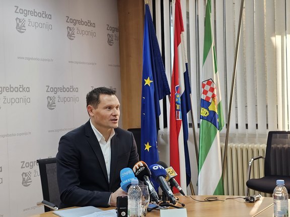 20240122_110310.jpg__648x432_q85_subsampling-2