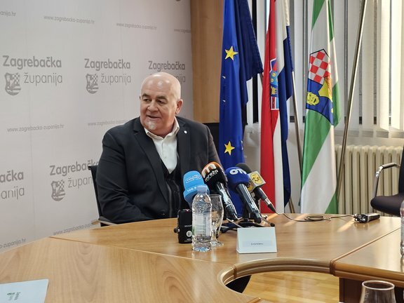 20240122_111313.jpg__648x432_q85_subsampling-2