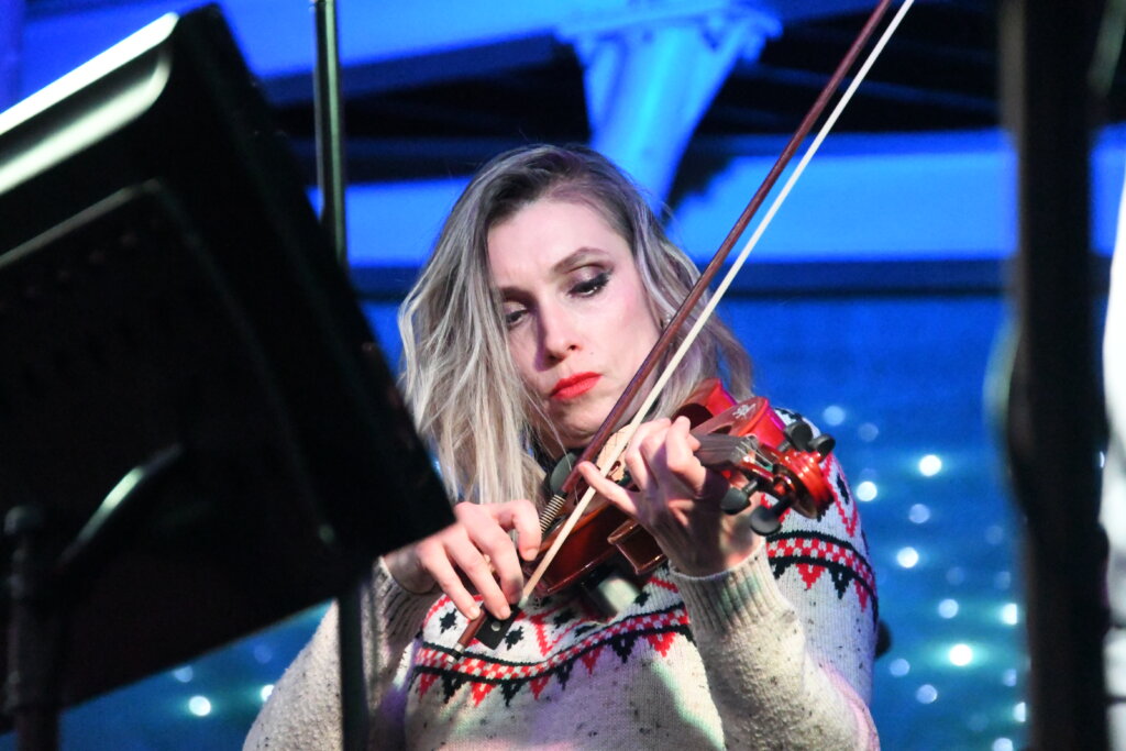 [VIDEO] Zvuci violine u križevačkoj novogodišnjoj noći