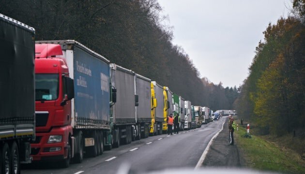 Glavni granični prijelazi između Ukrajine i Poljske ponovno blokirani