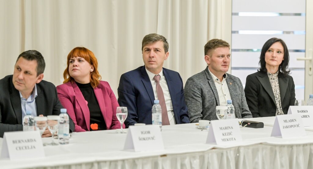 Hercegbosanska_zupanija_delegacija (82)