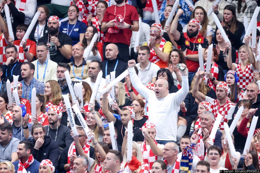 Hrvatski navijači žele bolju igru i pobjedu nad Egiptom