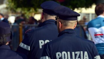 Policija Italija