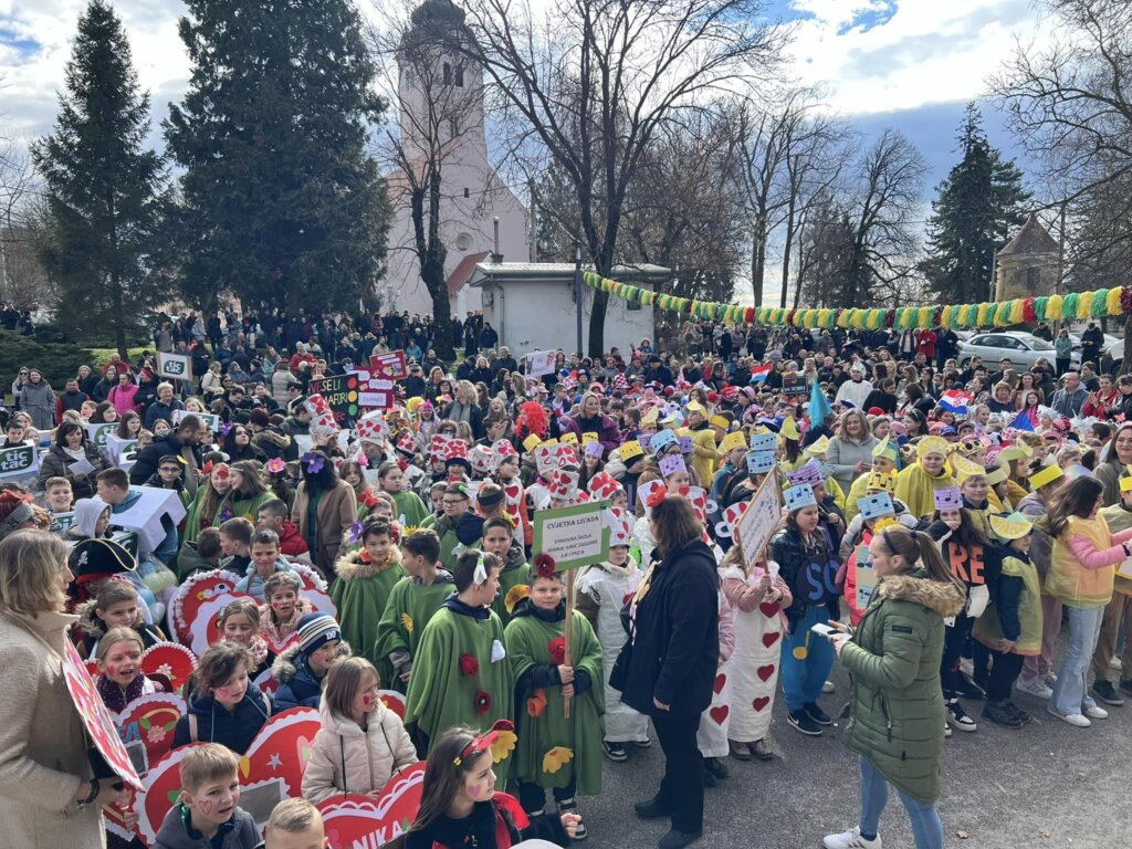 426341592_10160158298882842_4251798422595710543_n