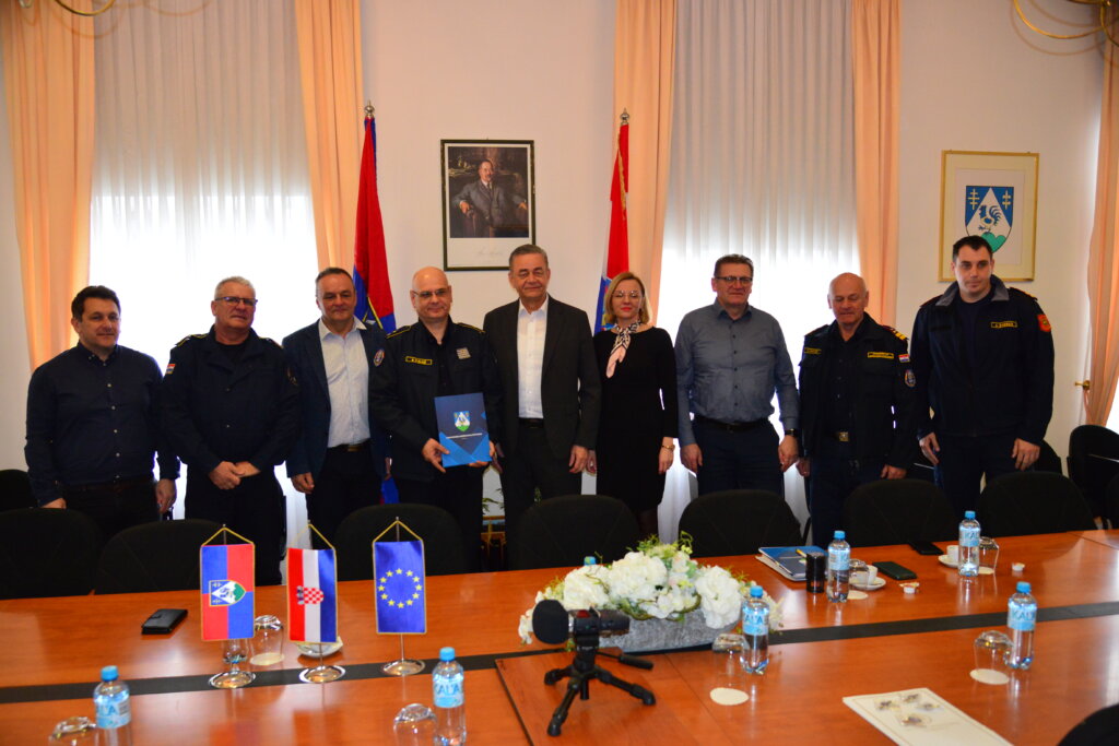 [FOTO] Županija dodijelila sredstva za rad Vatrogasne zajednice Koprivničko-križevačke županije