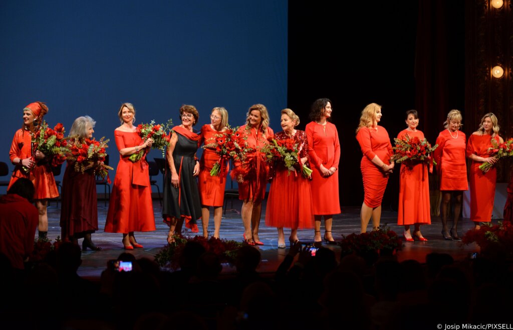 Obilježen “Dan crvenih haljina” u HNK, kampanju podržala supruga predsjednika