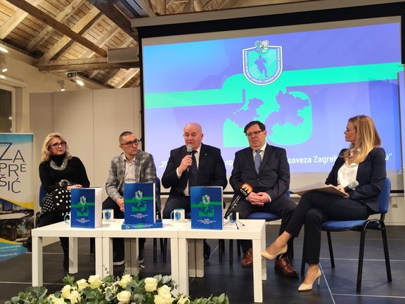 img_20240202_182207.jpg__648x432_q85_subsampling-2