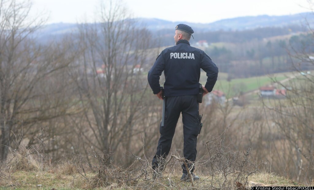 Pet optuženih zbog krijumčarenja ilegalnih migranata u Hrvatsku
