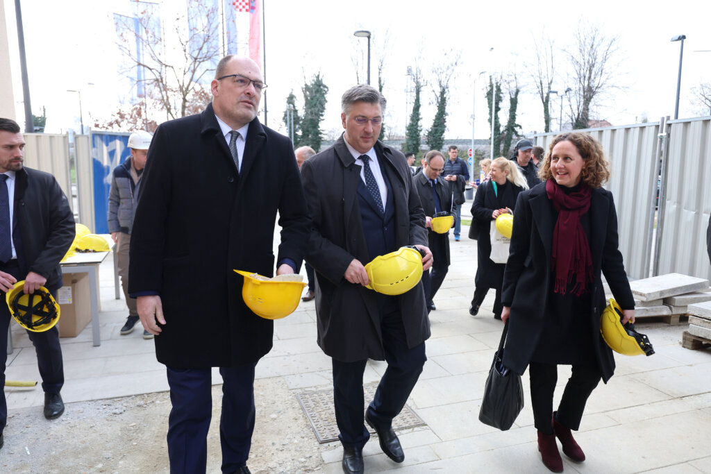 Plenković obišao drugu scenu HNK i gradilište Hrvatskog restautorskog zavoda