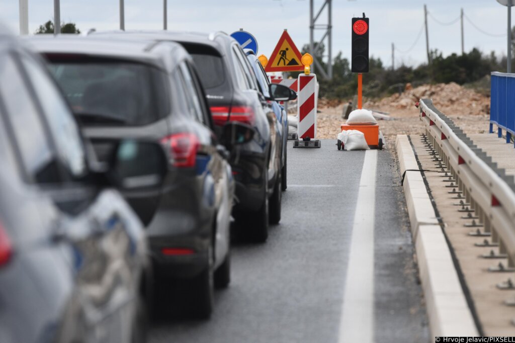 Šibenik: Regulacija prometa na Šibenskom mostu zbog radova na Jadranskoj magistrali