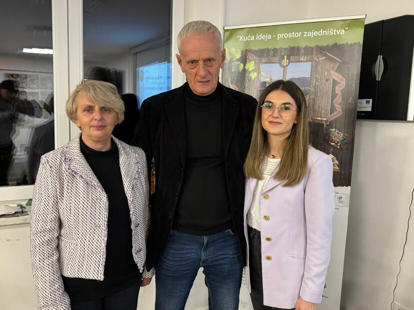 tribina orehovec (12)