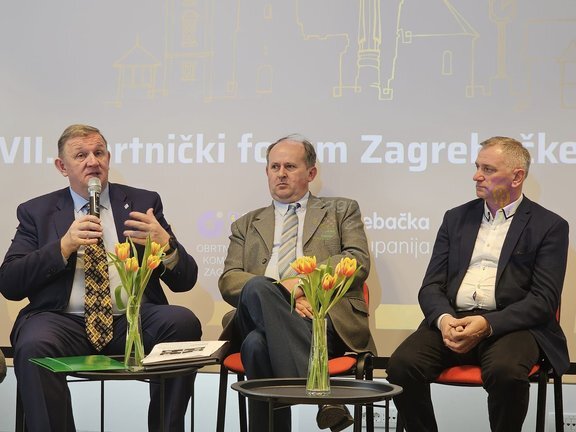 431883833_435418232167031_3635190154350058228_n.jpg__648x432_q85_subsampling-2