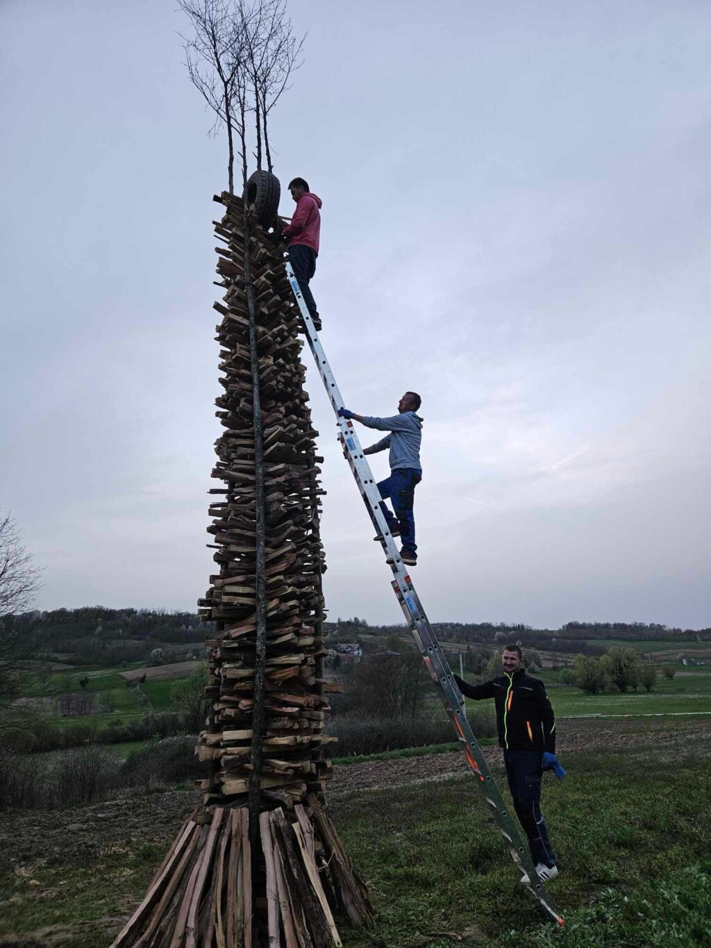 433504932_438693362004895_4198727071727202295_n