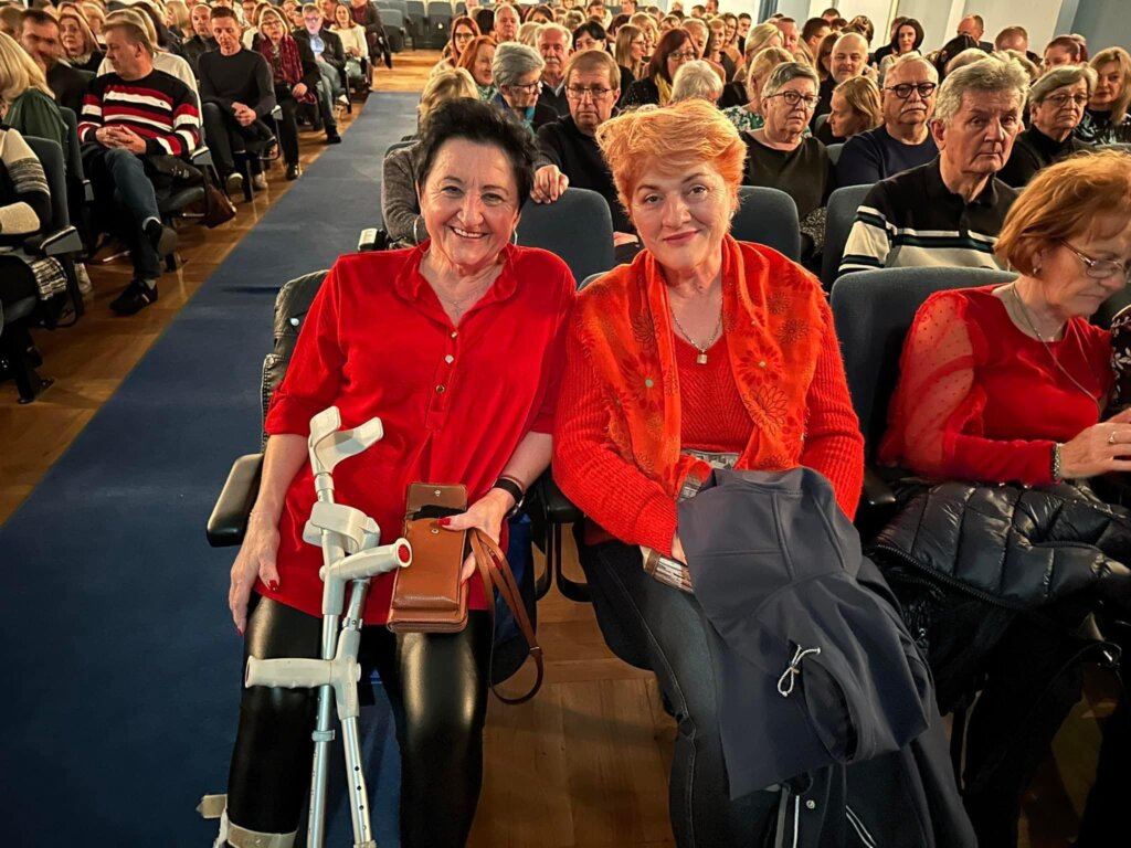 8c1b3bcb-c6ea-4900-ae4a-b357c31ce3f5