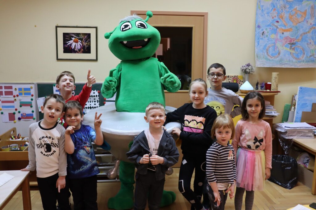 [FOTO] Kreativnom radionicom od otpadnog papira obilježen Svjetski dan recikliranja u Dječjem vrtiću Tratinčica u Koprivnici