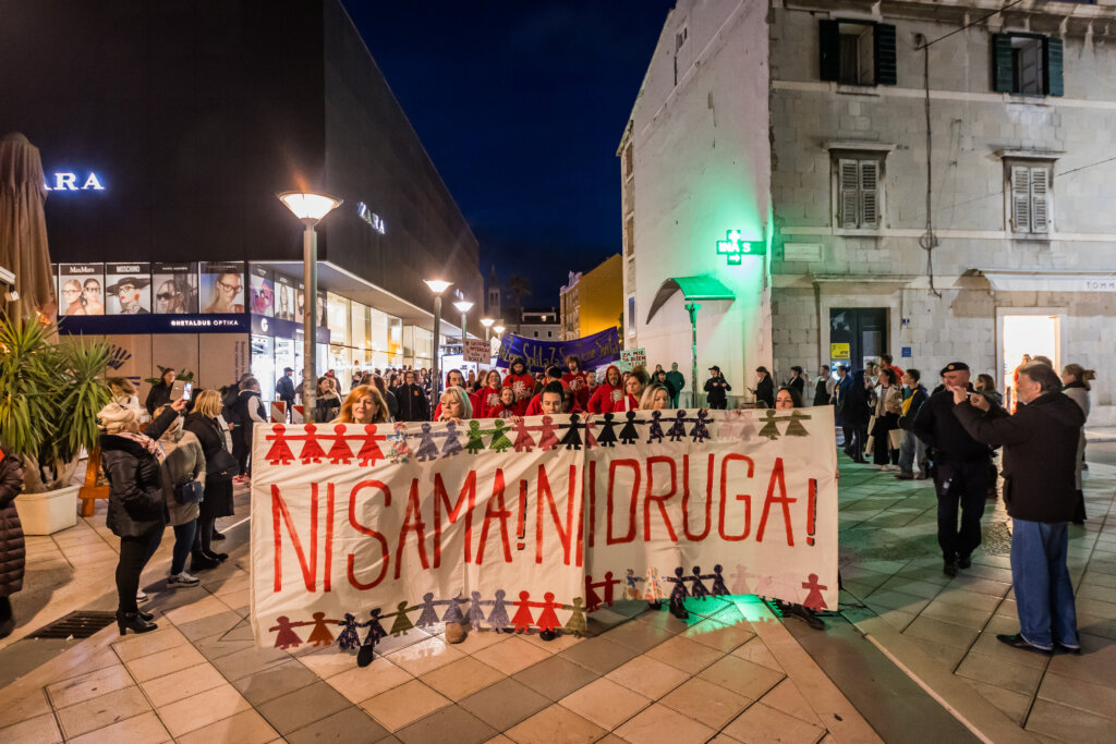 Marš žena u Splitu, sudionici tražili poštivanje prava žena