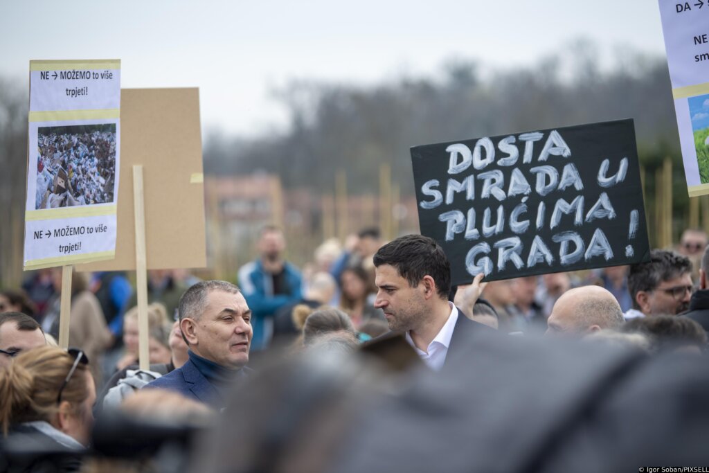 Zagreb: Prosvjednici Nezadovoljni Dolaskom Davora Bernadića Na Prosvjed Protiv Biootpada