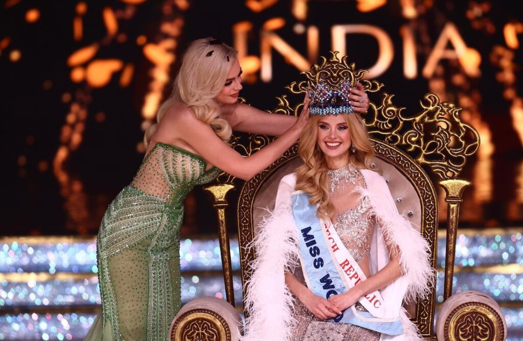 Čehinja Krystyna Pyszkova okrunjena za Miss svijeta 2024.