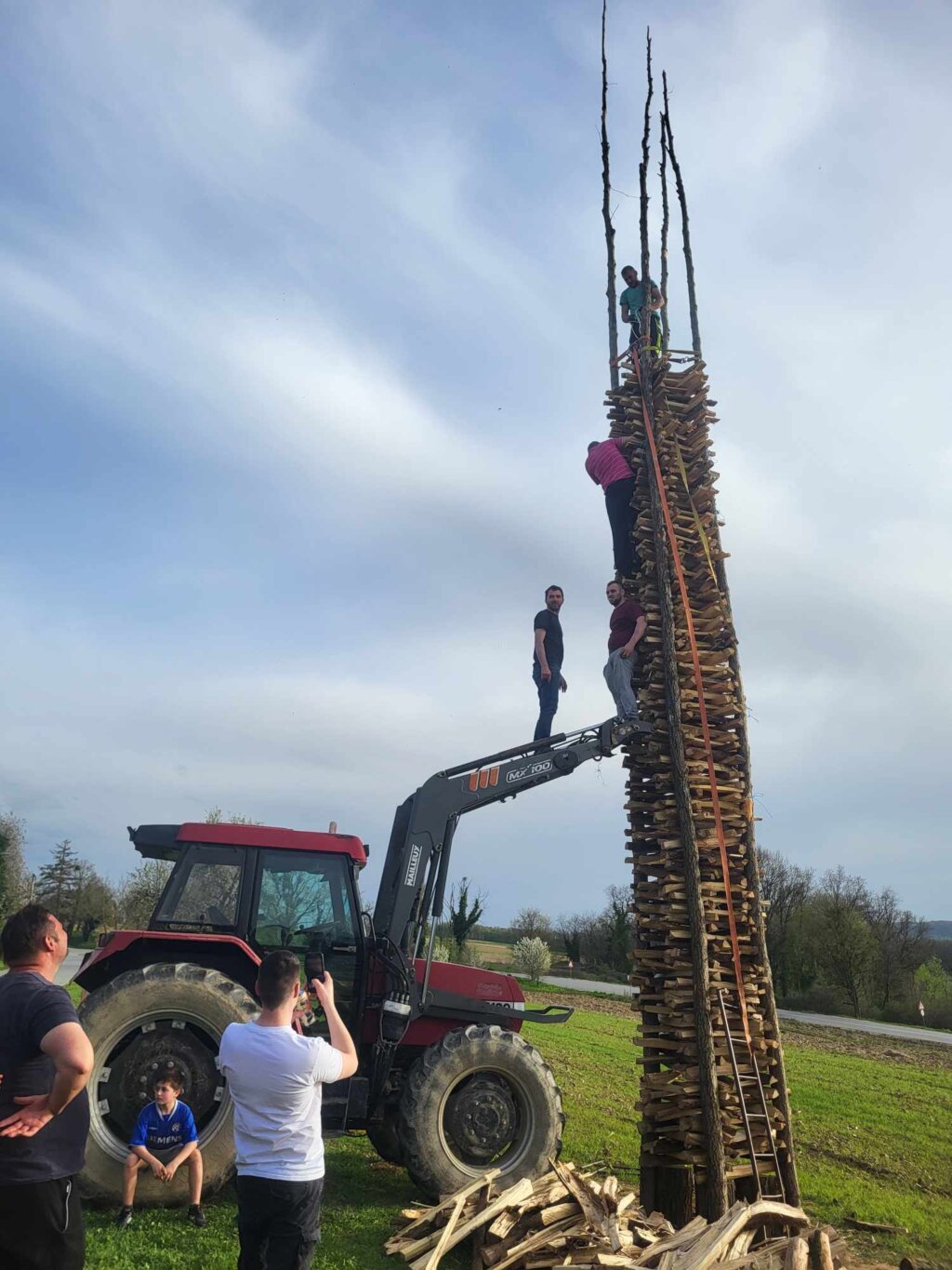 received_735975291683691