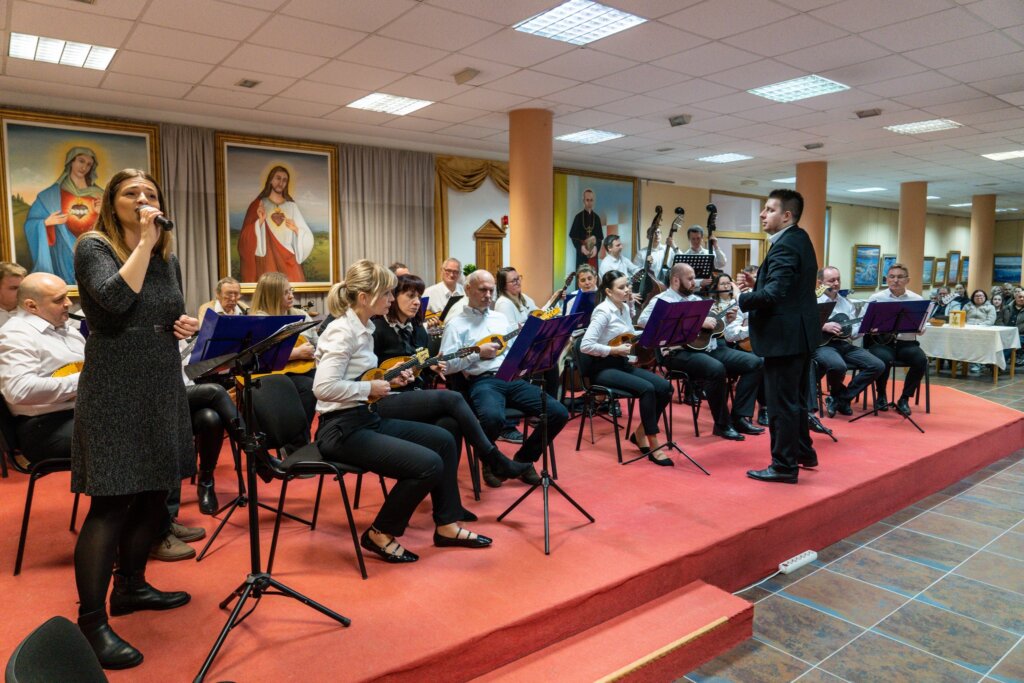 Tamburaški orkestar Krešo Lukačić