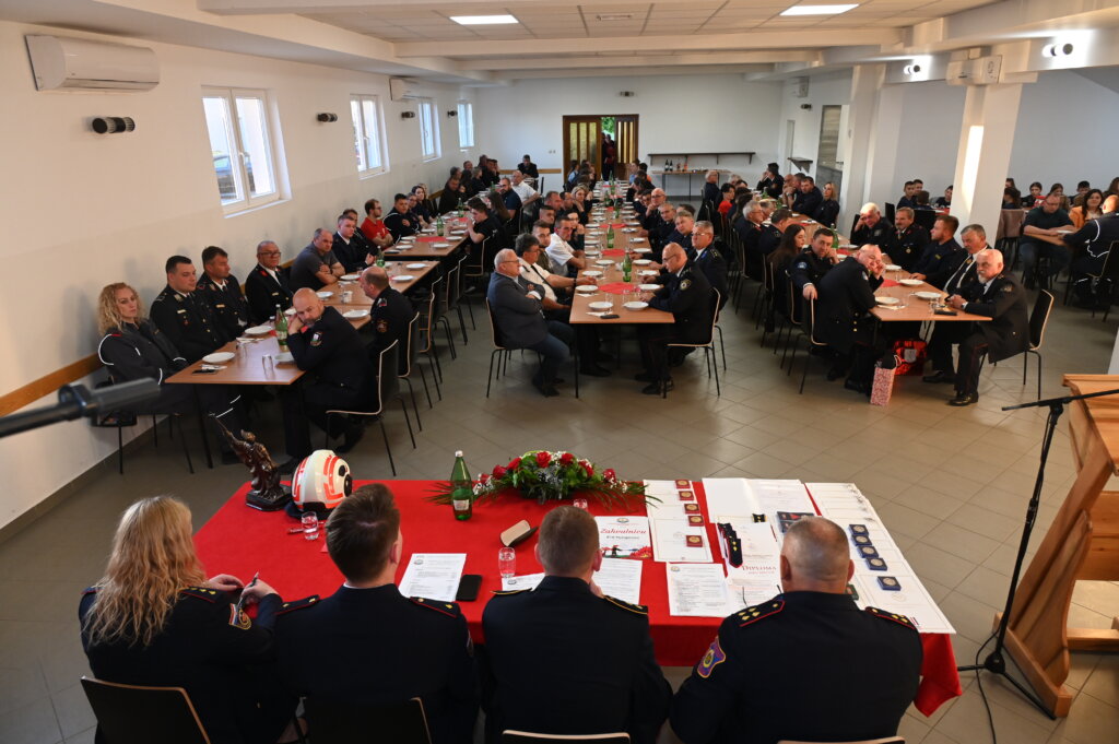 [FOTO] Održana godišnja skupština Dobrovoljnog vatrogasnog društva Sveti Ivan Žabno