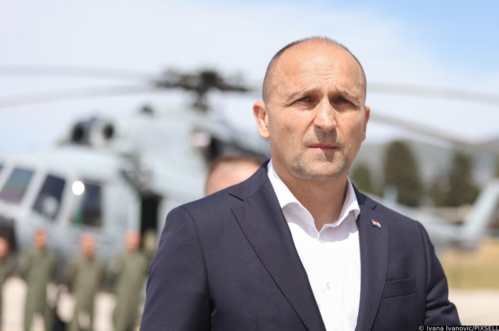 Anušić: Nastavljamo graditi vojsku koja će u svakom trenutku biti spremna odgovoriti