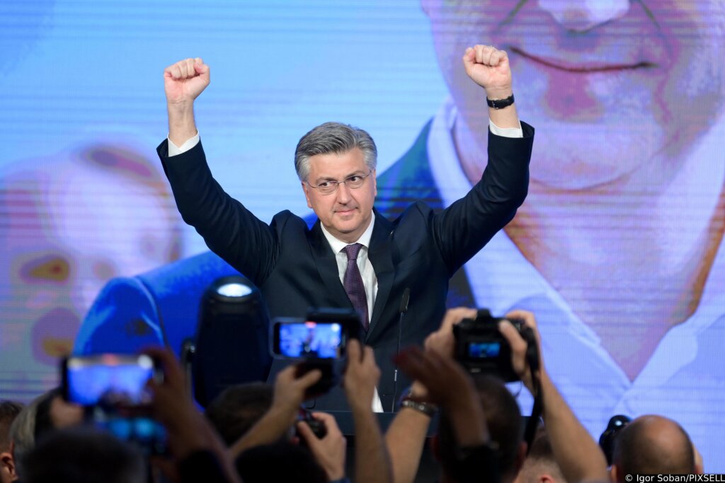 Plenković: HDZ po treći put uvjerljivo pobijedio na parlamentarnim izborima