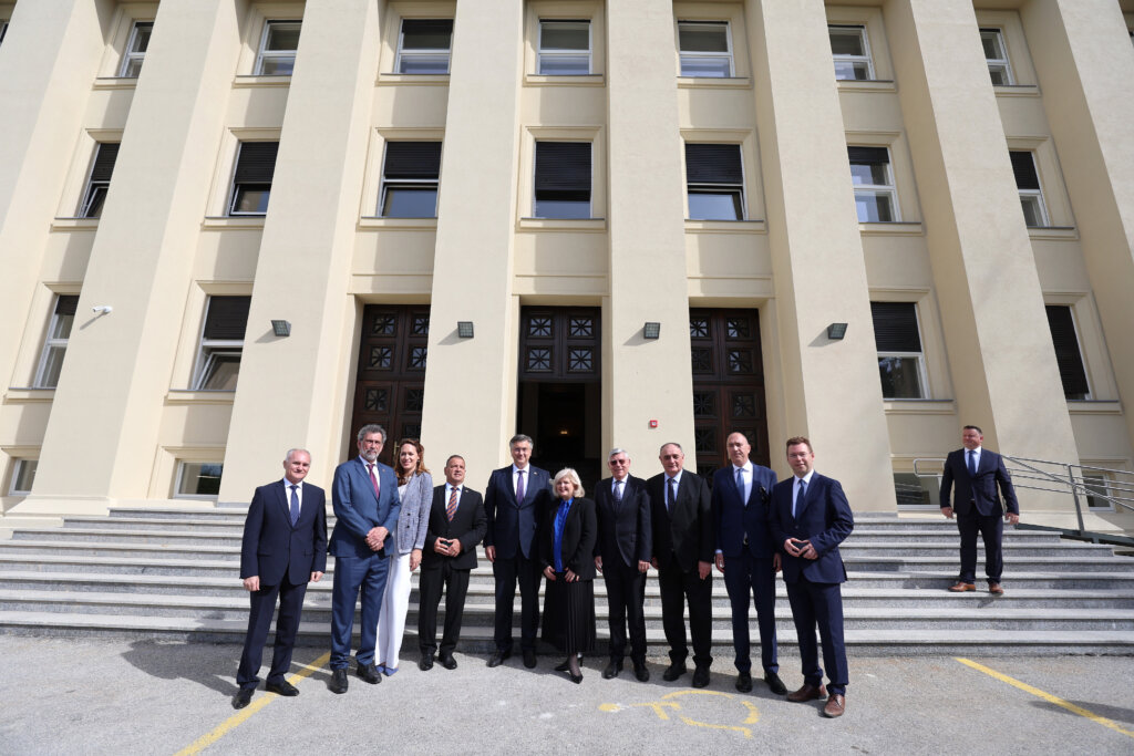 Zagreb: Andrej Plenković nazočio svečanosti otvorenja obnovljene zgrade Škole narodnog zdravlja Andrija Štampar