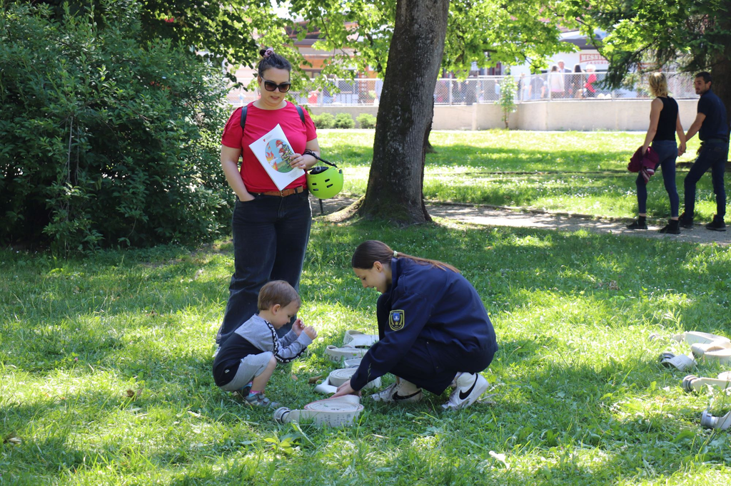 DVD-Koprivnica-izlozba-i-igre-u-parku-52