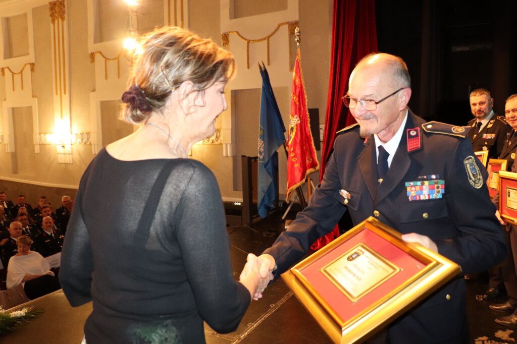 DVD Koprivnica - svečana sjednica (39)