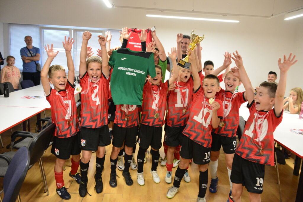 [FOTO] Prstići NK Vrbovca su prvaci Lige Nogometnog središta Vrbovec