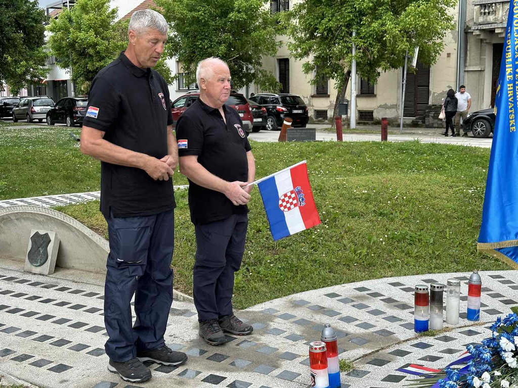 Hodnja_do_Vukovara_docek_KC_03