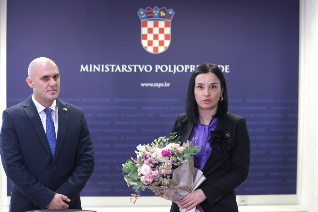 Uoči prve sjednice Vlade u ministarstvima obavljene primopredaje