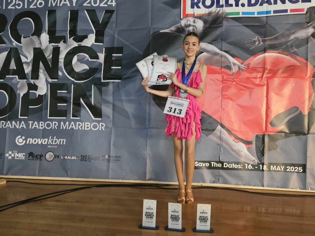 PLESNI CENTAR RITAM KRIŽEVCI Laura Bačak osvojila tri zlatne medalje u Sloveniji