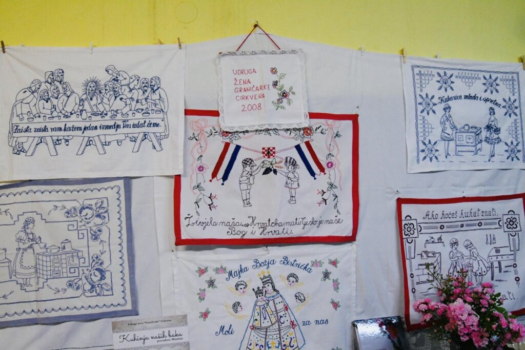 Cirkvena Izložba 8763 4eae 8eec Dde381125f7a (18)