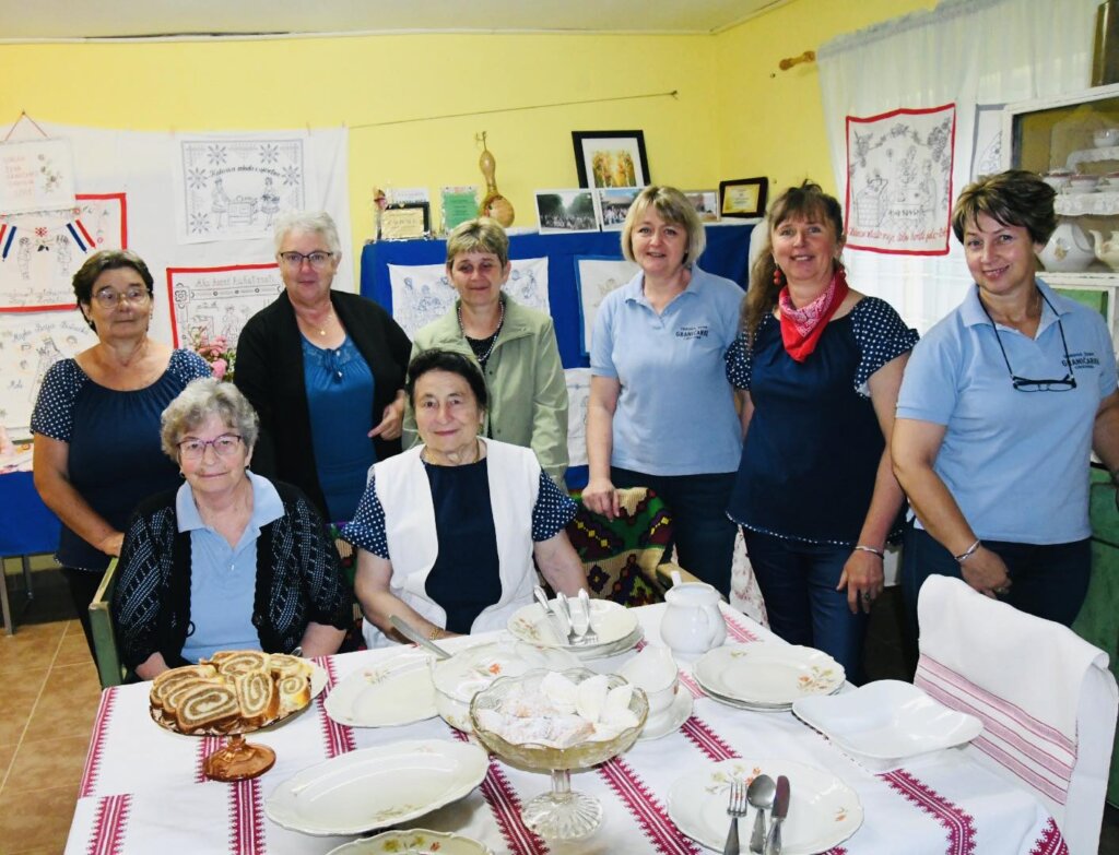 Cirkvena Izložba 8763 4eae 8eec Dde381125f7a (9)