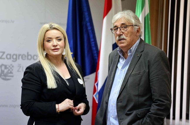 jagode-150524-autor_fotografije_drazen_kopac_10.jpg__648x432_q85_subsampling-2