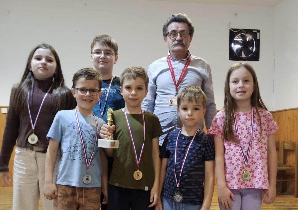 Kai i Luna Sokač osvojili prvo mjesto na šahovskom Vulimanu