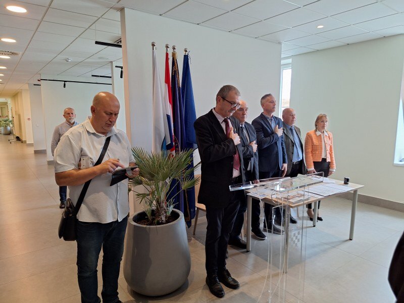 20240604 120124 800x600